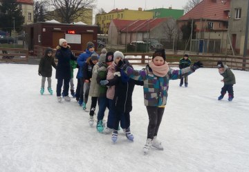 Samorząd Uczniowski z Jedynki rozpoczyna obchody 450 lecia Gołdapi.