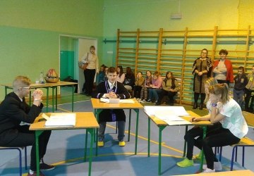 Projekty edukacyjne w Gimnazjum Samorządowym w Grabowie