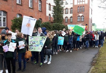 Marsz gimnazjalistów dla zdrowia